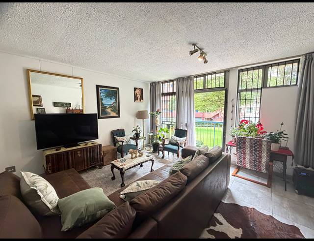 2 BEDROOM APARTMENT FOR SALE IN KILNER PARK